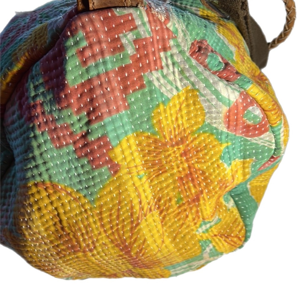 Will Leather Goods Kantha Stitched Yoga Duffle Leather Weaved Handles Bag - Picture 13 of 14